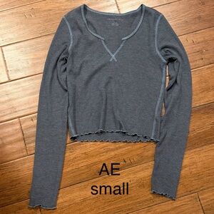 American Eagle Outfitters Charcoal Long Sleeve Tee